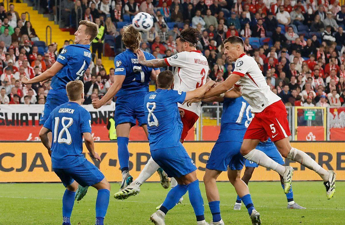 雷速体育-莱万多夫斯基关键节点大胜，瑞士队带队取胜！的简单介绍