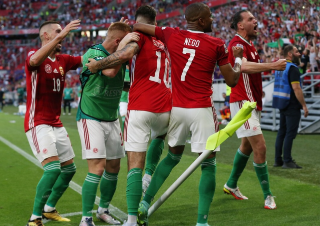 雷速体育-凯恩巅峰对决，詹姆斯与50激战篮网分钟，出色防守胜负难料！的简单介绍